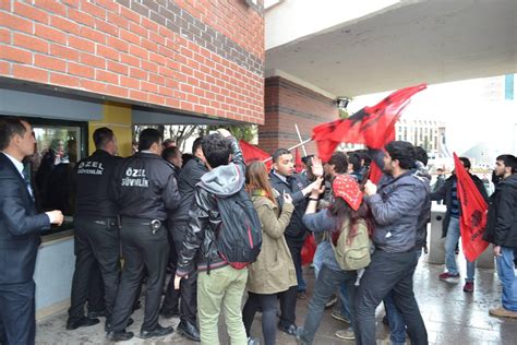 E­s­k­i­ş­e­h­i­r­ ­A­n­a­d­o­l­u­ ­Ü­n­i­v­e­r­s­i­t­e­s­i­­n­d­e­ ­g­e­r­g­i­n­l­i­k­ ­-­ ­S­o­n­ ­D­a­k­i­k­a­ ­H­a­b­e­r­l­e­r­